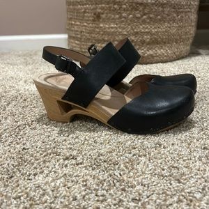 Dansko Mary Jane heel